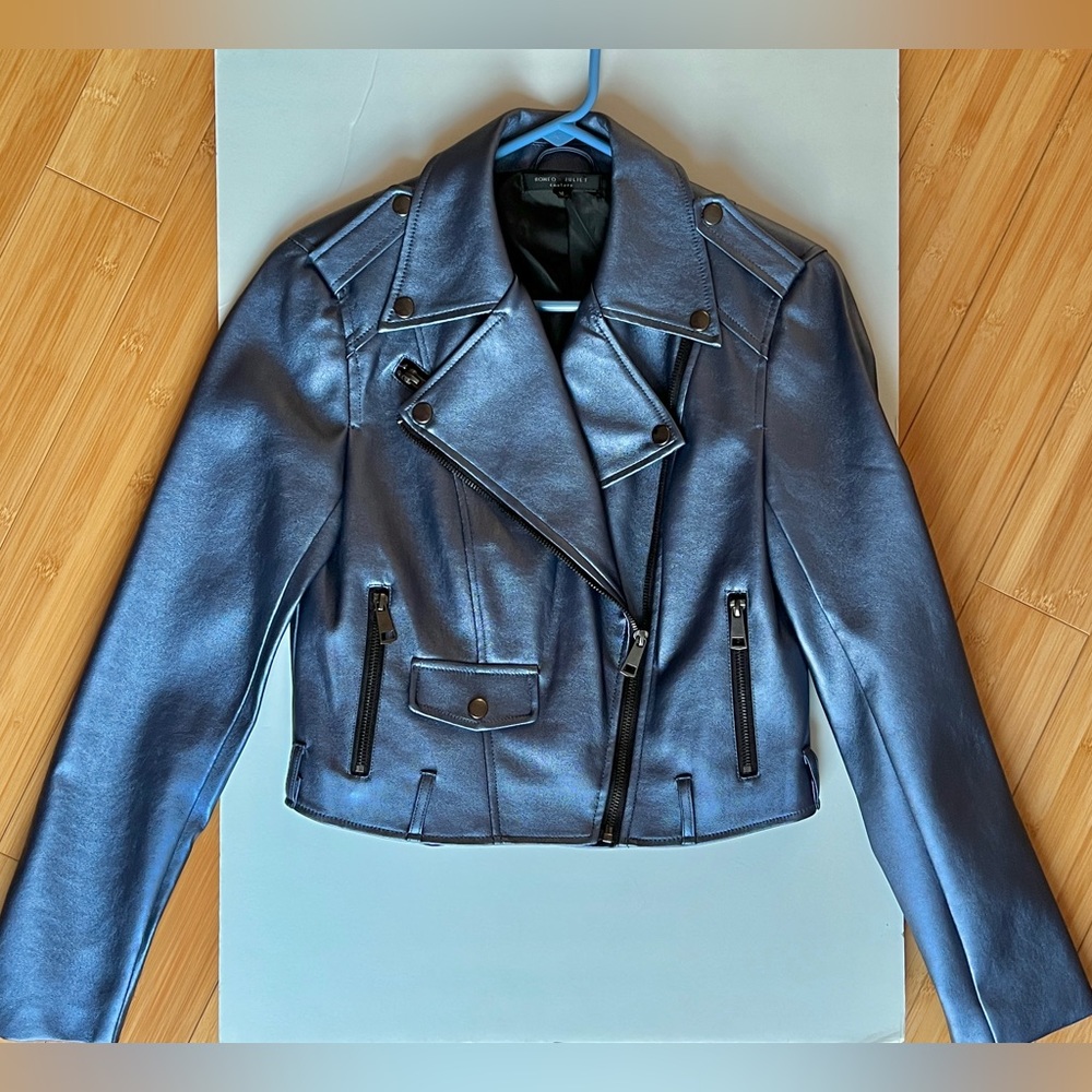 Romeo and Juliet Couture Vegan Leather Metallic Blue Crop Moto Jacket